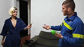 I Called An Electrician For Tv Help, But Ended Up Paying With Wet Pussy And Blowjob