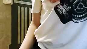 Girl in leggings spanks her ass and fingers pussy while husband is at work, so hot! 😏