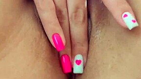 sexy babe fingers her tight shaved pussy solo