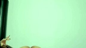 i try my first anal with a glass dildo as a goth latina