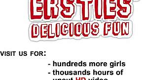 i'm hot brunette julia, masturbatin in the bath with my dildo, feelin so sexy and naughty