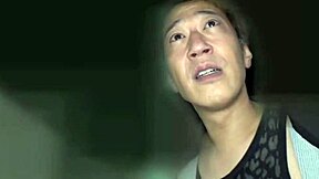 Wild Japanese babe Moe sprays everywhere!