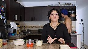 Arroz Biryani Y Luego Anal Preview! Petite Lesbian Gets Cum On Ass In Doggy!