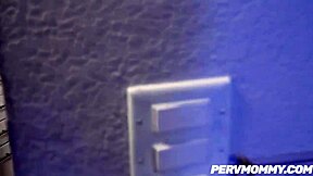 i'm hot stepmom linzee ryder blowin' her stepson in hardcore missionary