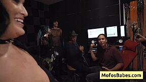 Watch Nia Bleu get fucked while the band rehearses?