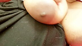 Indian teen flaunts her big boobs! Wow!