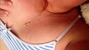 i luv this sexy blonde teen 18+ with big tit, but small tit too