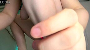 amazing amateur fucking on webcam, masturbating with vibrator, big tits and fat ass 😍