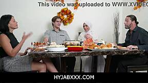 i can’t believe audrey royal and tyler cruise banged on the dining table