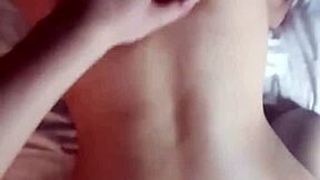 i let my friend do anal sex, it feels delicious.