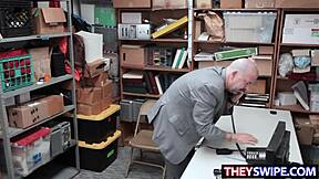 i watch my stepdad nailing the detecive at werk with his big cok