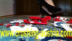 Kimberly Gives Jerk Off Instructions in Heels