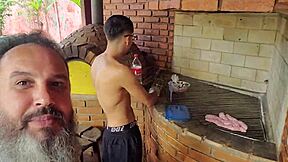 I's fuckin' polly petrova's big ass in public