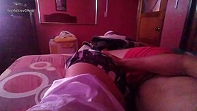 Creampie la esposa de mi mejor amigo disfruta que me le corra dentro de su co�o apretado