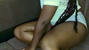 black babe fingering herself, so hot! 🔥