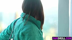 Dicks for pretty stepsis hope howell 😏