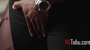 cute latina babysitter husband के away होने पर client के big black cock को handle करती है