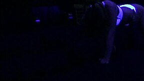 Scarlett Johnson Fucks Under Blacklight