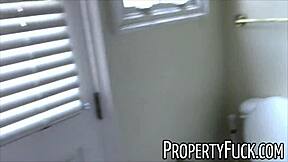 i'm a pervert wit camera fuckin this hot petite blonde real estate agent in doggy, givin her blowjob from pov, she's so sexy amateurs