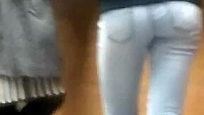 just saw this teen 18+ in tight jeans walking by unnoticed.