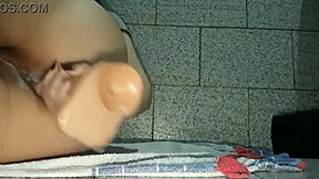 Perfect teen with big ass enjoys anal creampie homemade style