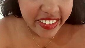 she says she loves sucking cock and is addicted to sucking it deliciously 😋