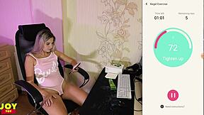 master gokilla pumps swollen pussy muscles day 1 😏