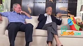 Gorgeous teen pleases old dude with mouth