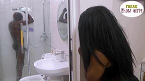 Horny Madam Squirts with Big Cock Gateman While Oga’s Busy! 💦