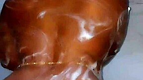 Stepmother Katy Katie's Hot Shower Shows Off Jiggly Booty!