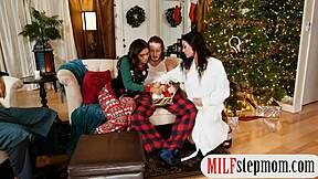 Milf And Teen Share Big Cock In Intense Threesome Blowjob Action.