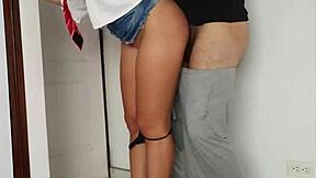 despues del concierto de rbd la novia de mi mejor amigo me visita para que la folle