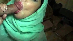 Long-tongued blowjob in clown costume – can you resist?