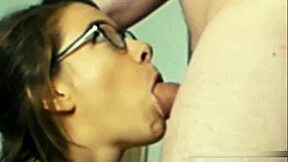 i'm a teen secratary gettin double creampie in my ass