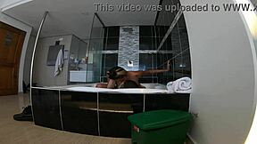 Venezuelan Neighbor Agrees to Deepthroat for Cash in Medellin