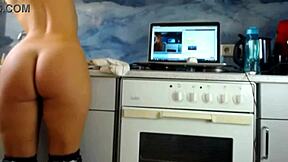 Sexydeas Shows Off Sensational Ass In Kitchen