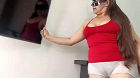 stepsister in shorts masturbates her huge cameltoe on christmas