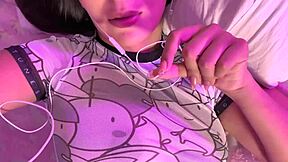 School slut shows big ass on video call