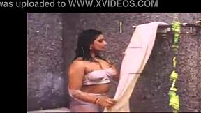 Hot teen says 'I'm horny in the shower'