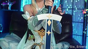 lumine explores huge anal toys in cosplay