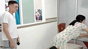 hermanastro licks petite hermanastra's pussy