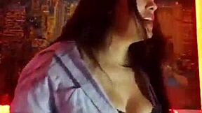 intense perreo dancing with karol g and alicia keys in my first live, watch it till the end if you wanna cum with me as i masturbate on cam for you face b