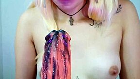 Blonde teen gives perfect blowjob tutorial for jerk off instructions
