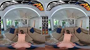 Breakfast with Sera Ryder turns virtual porn?