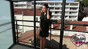 i join natalia in threesome with her bouncy ass