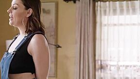 Kendra Spade Eats Milf Pussy Then Rides Strapon