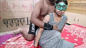 hot indian wife pounded hard doggystyle! 😍