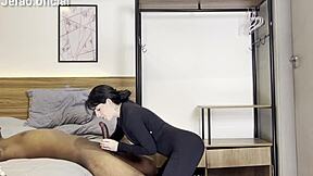 fodendo o cu da ninfetinha que ama apanhar