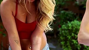 Busty mom enjoys pussy licking with her naughty stepdaughters 😋