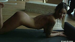 i love stasyq's naked babes with shaved pussies